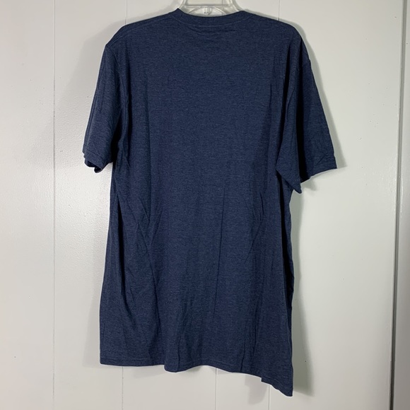 NWT - The North Face T-Shirt Classic Fit - Picture 2 of 6
